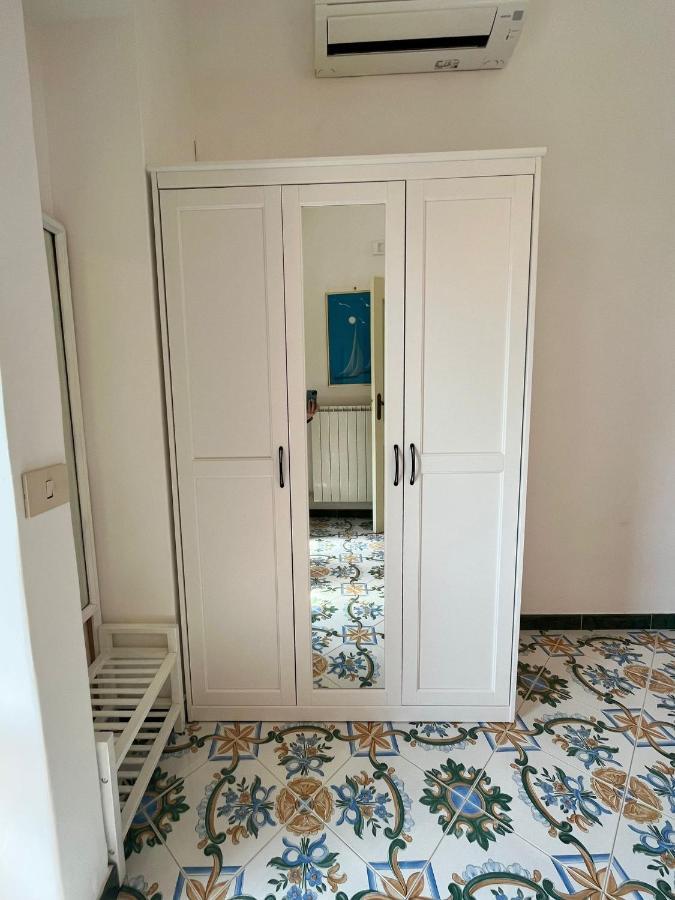 Casa Tutti Frutti Lägenhet Positano Exteriör bild
